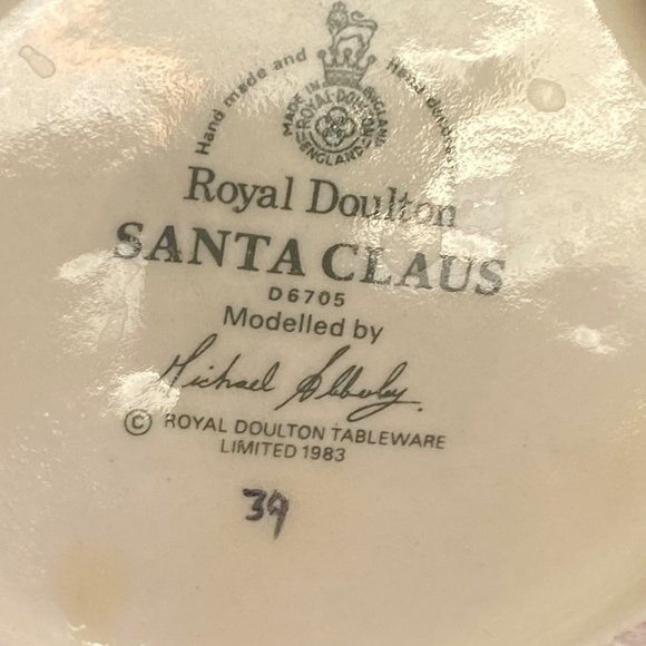 Royal Doulton Santa “Toby” mug 1983 - Picture 9 of 15